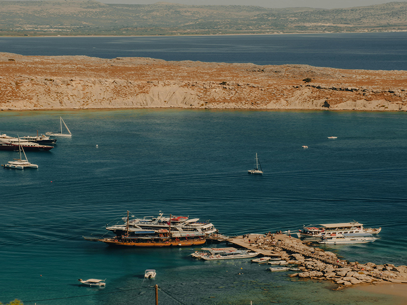 Island hopping between Turkey and Greece