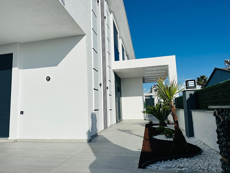 Private pools semi-detached Villas