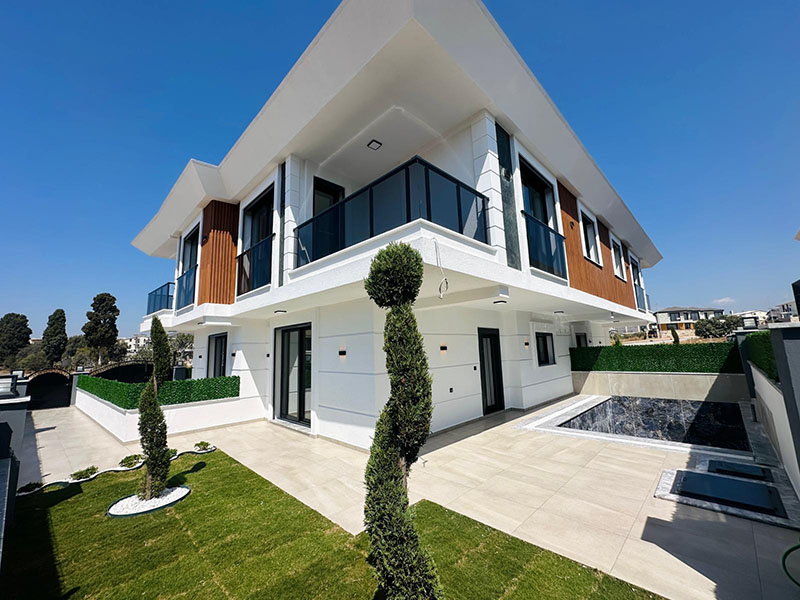 Villa private pool Altinkum
