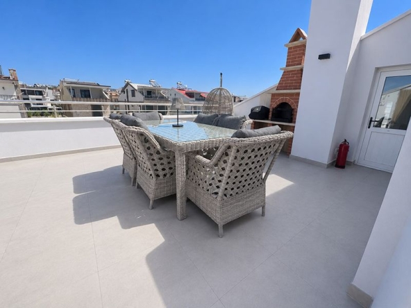 Refurbished Altinkum furnished Duplex