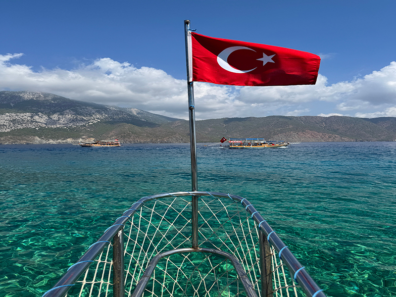 Turkey welcomes 28 million visitors
